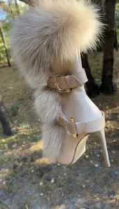 Pocahontas HighHeels Buckles